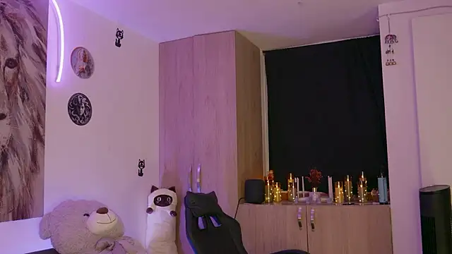 Maryann jones online show from 03-12-26, 01:17