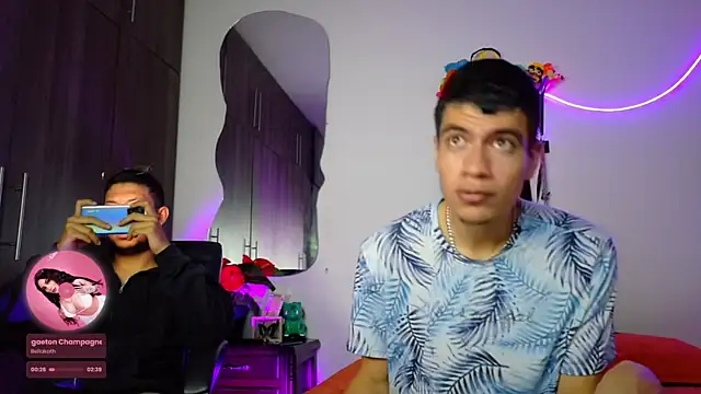 Snapshot of Nymphobuddies chatting on 03-02-25, 03:24 Nymphobuddies online show from 03-02-25, 03:24