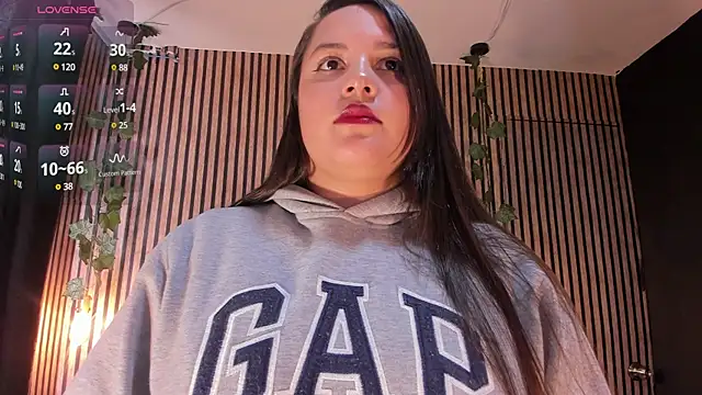 Victoria Ponce1 online show from 01-07-25, 08:21