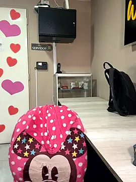 cherry coper online show from 10-04-25, 12:25