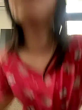 Snapshot of Misstaiwan@xh chatting on 10-13-25, 09:48 Misstaiwanxh online show from 10-13-25, 09:48