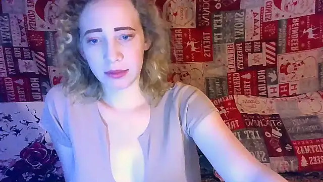 Snapshot of MelxMellie chatting on 02-26-25, 09:16 MelxMellie online show from 02-26-25, 09:16