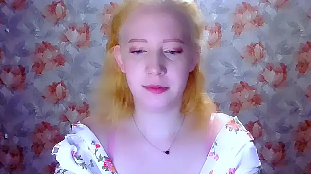 Snapshot of MelxMellie chatting on 04-24-26, 12:57 MelxMellie online show from 04-24-26, 12:57