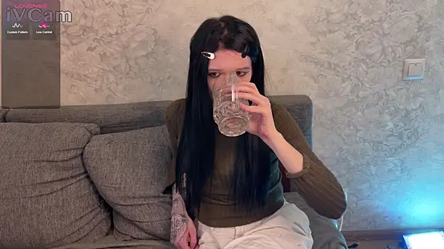 Simona Rain online show from 03-05-25, 01:42