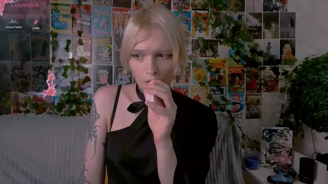 Simona Rain online show from 10-01-25, 09:54