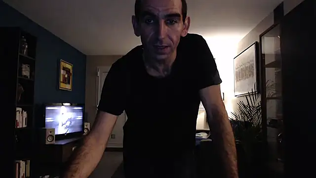 Snapshot of Samir_44200 chatting on 12-05-24, 05:50 Samir 44200 online show from 12-05-24, 05:50