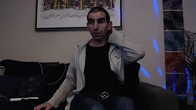 Snapshot of Samir_44200 chatting on 12-06-24, 09:10 Samir 44200 online show from 12-06-24, 09:10