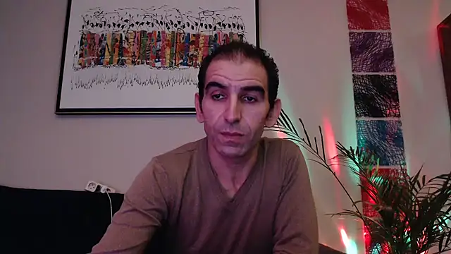 Snapshot of Samir_44200 chatting on 10-17-25, 07:05 Samir 44200 online show from 10-17-25, 07:05