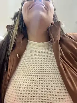 LIZ-06  online show from 04-09-26, 04:12