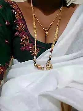 Cute-chinny online show from 01-18-25, 05:37