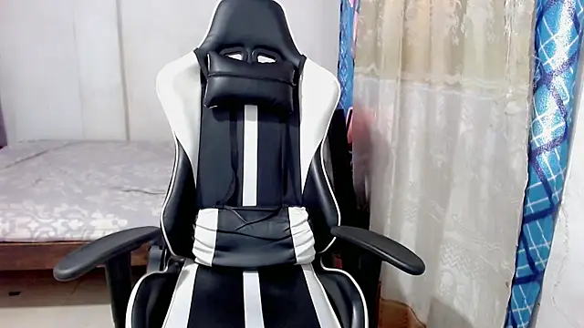 Snapshot of danilo302209 chatting on 03-18-25, 05:53 danilo302209 online show from 03-18-25, 05:53