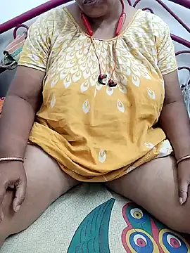 Snapshot of Hotty-rumi chatting on 11-10-25, 04:39 Hotty-rumi online show from 11-10-25, 04:39