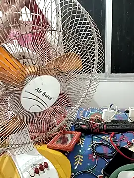 Snapshot of Hotty-rumi chatting on 11-12-25, 12:05 Hotty-rumi online show from 11-12-25, 12:05