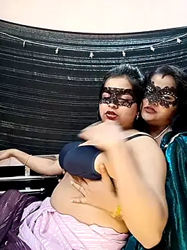 Snapshot of hottbabycam chatting on 06-12-26, 03:22 hottbabycam online show from 06-12-26, 03:22