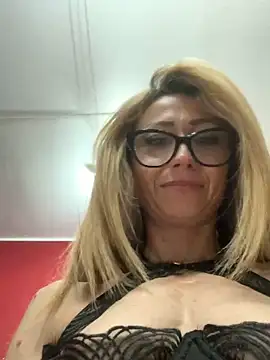 Snapshot of harleyejoker1 chatting on 02-26-25, 08:59 harleyejoker1 online show from 02-26-25, 08:59