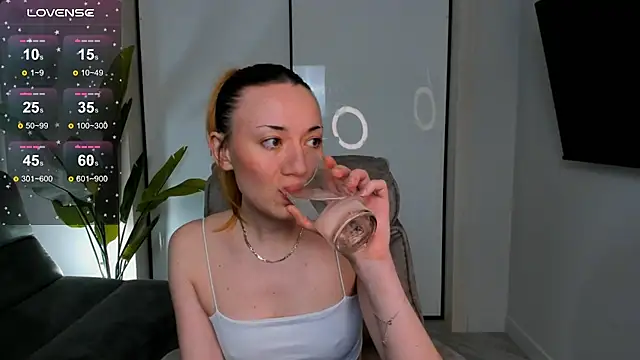 Maddy Garcia online show from 02-27-25, 12:43