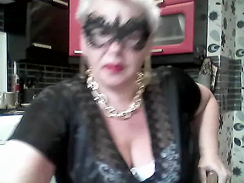Lisa Suzie online show from 05-29-26, 05:38