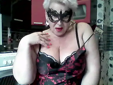 Lisa Suzie online show from 06-04-26, 11:27
