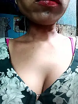 Snapshot of Kajal__Mehra chatting on 06-01-26, 09:33 Kajal Mehra online show from 06-01-26, 09:33