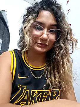 BrendaGirs online show from 09-26-25, 02:15