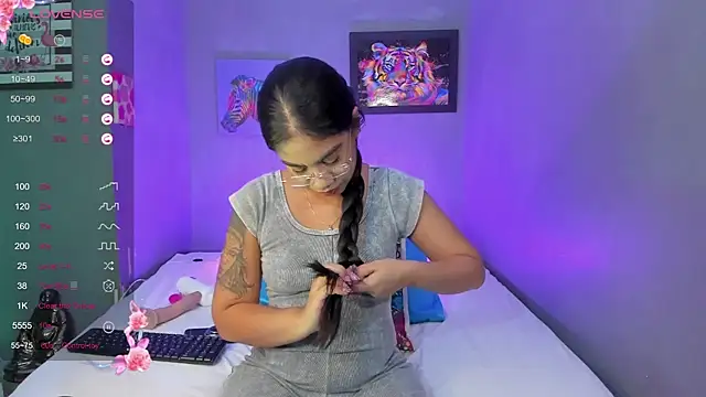 Snapshot of PammelaRoss1 chatting on 02-13-26, 05:09 PammelaRoss1 online show from 02-13-26, 05:09