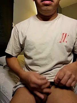 Snapshot of rogelitoxxx chatting on 10-29-25, 10:00 rogelitoxxx online show from 10-29-25, 10:00