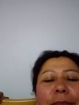 Darly Gomez online show from 02-18-25, 03:10