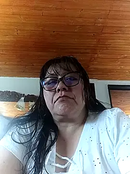 Darly Gomez online show from 02-12-26, 05:41