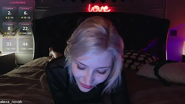 alexa novak online show from 02-27-25, 01:38