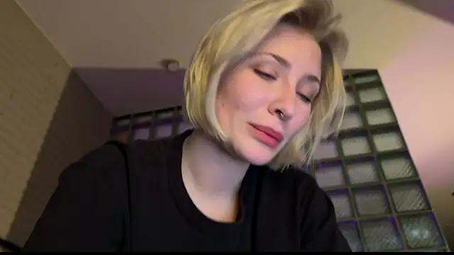 Snapshot of alexa_novak chatting on 06-01-26, 03:30 alexa novak online show from 06-01-26, 03:30