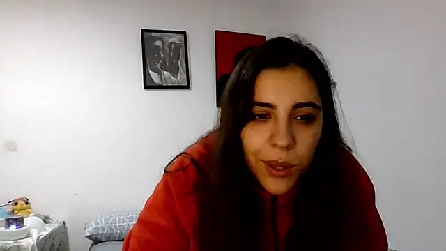 Ursumi1 online show from 11-20-25, 07:35