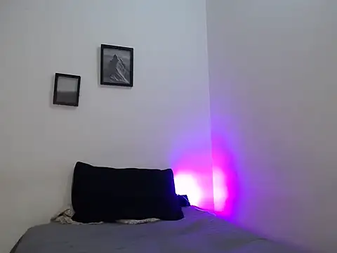 aria jhonsson online show from 01-03-25, 03:05