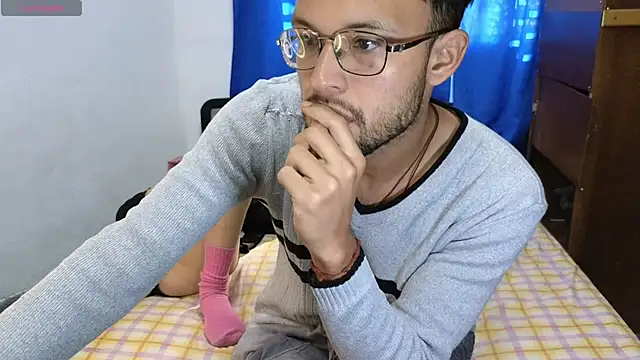 Snapshot of YuKinaHentaiI chatting on 03-10-25, 12:26 YuKinaHentaiI online show from 03-10-25, 12:26