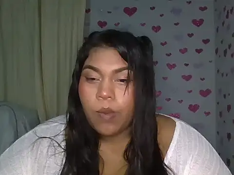 Snapshot of Nayara_Hanni chatting on 09-15-25, 02:44 Nayara Hanni online show from 09-15-25, 02:44