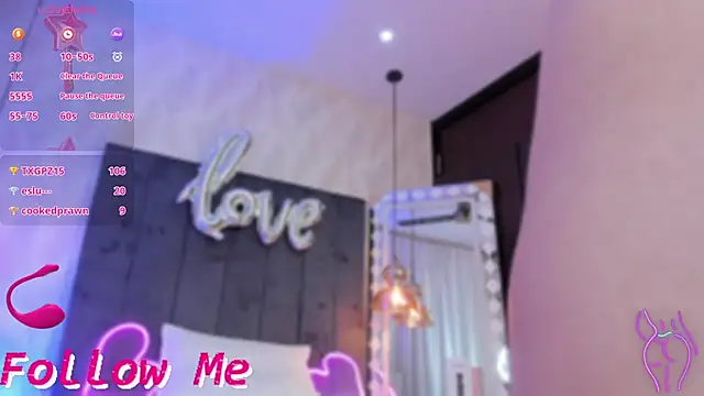 SHARONN     online show from 02-26-25, 10:04