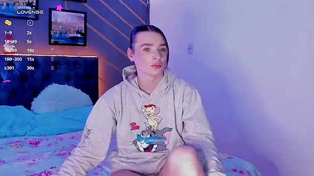 Snapshot of elafranco_ chatting on 12-17-24, 08:10 elafranco online show from 12-17-24, 08:10