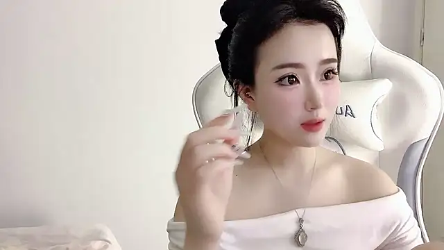 Snapshot of ffccvjsexx chatting on 09-30-25, 06:35 ffccvjsexx online show from 09-30-25, 06:35