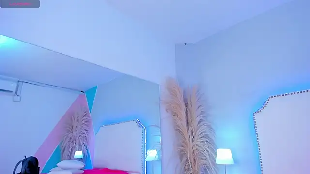 aggy castel online show from 03-25-26, 02:01