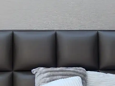 FoxyJoy online show from 04-01-26, 11:00