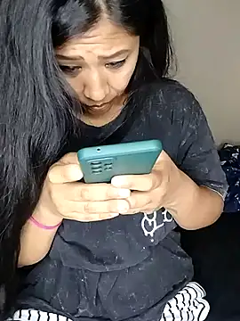 ineliveca online show from 01-28-25, 10:12