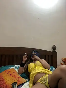 HoneyBearCpl online show from 02-04-25, 04:50