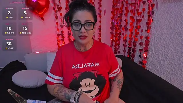 poisson ivy online show from 02-14-25, 10:38