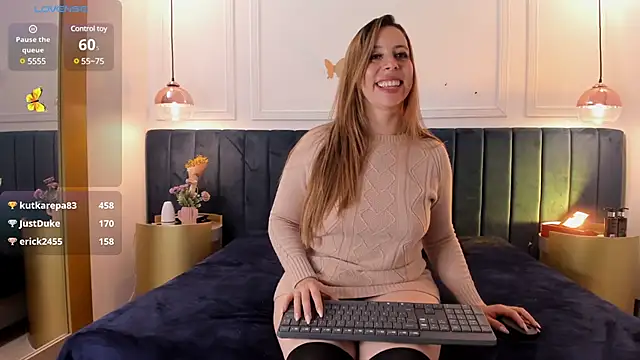 CarlaRossi  online show from 03-17-25, 10:49