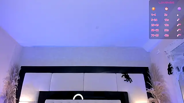 CarlaRossi  online show from 10-13-25, 07:36