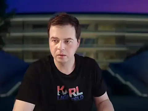 CuteMan33 online show from 11-30-25, 12:31