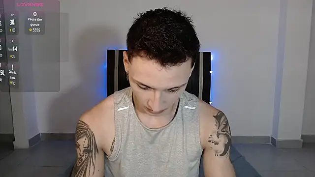 arthurphoenix  online show from 12-24-24, 04:22