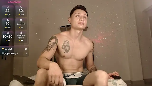 arthurphoenix  online show from 01-02-25, 05:24