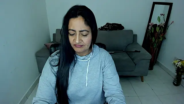 Snapshot of Adele_Sweett chatting on 03-23-26, 10:41 Adele Sweett online show from 03-23-26, 10:41