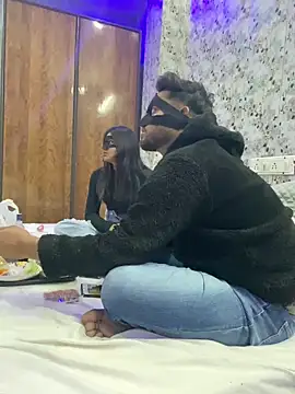 United3 online show from 02-08-25, 03:53