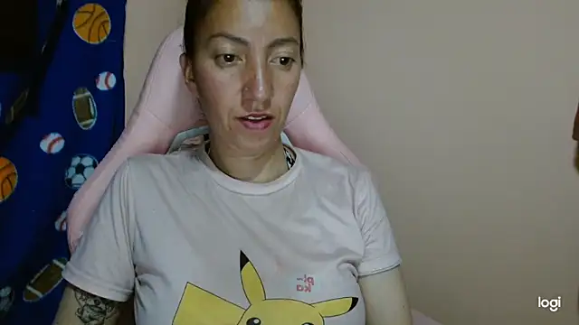 Snapshot of kaybabyhot chatting on 04-29-26, 10:27 kaybabyhot online show from 04-29-26, 10:27